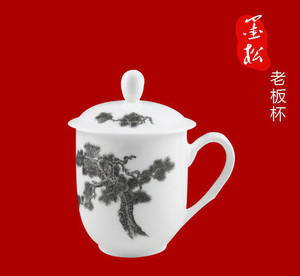 墨松老板杯——釉下五彩礼品瓷，品味茶道艺术的典雅之选